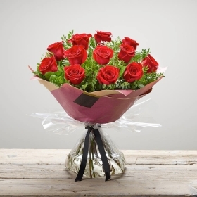 Dozen Naomi Red Roses in a Vase